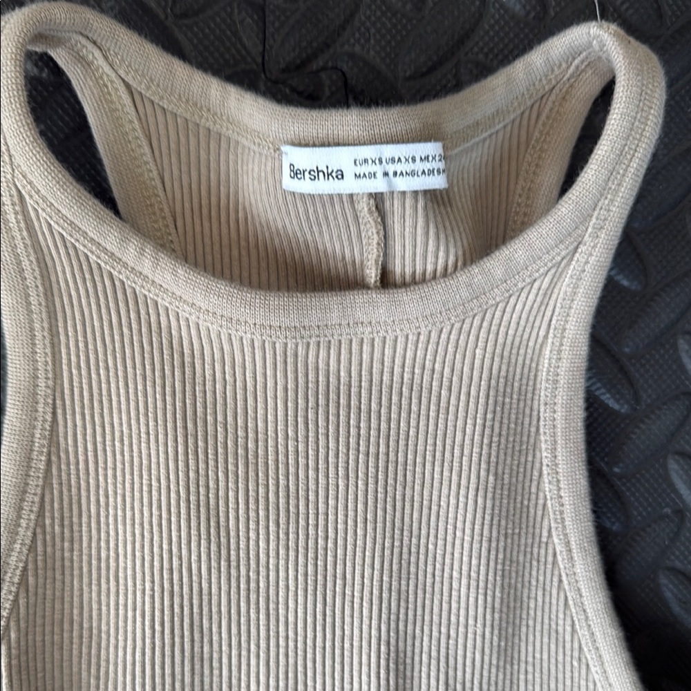 Bershka Elegant Beige Sleeveless Maxi Dress - Picture 3 of 5